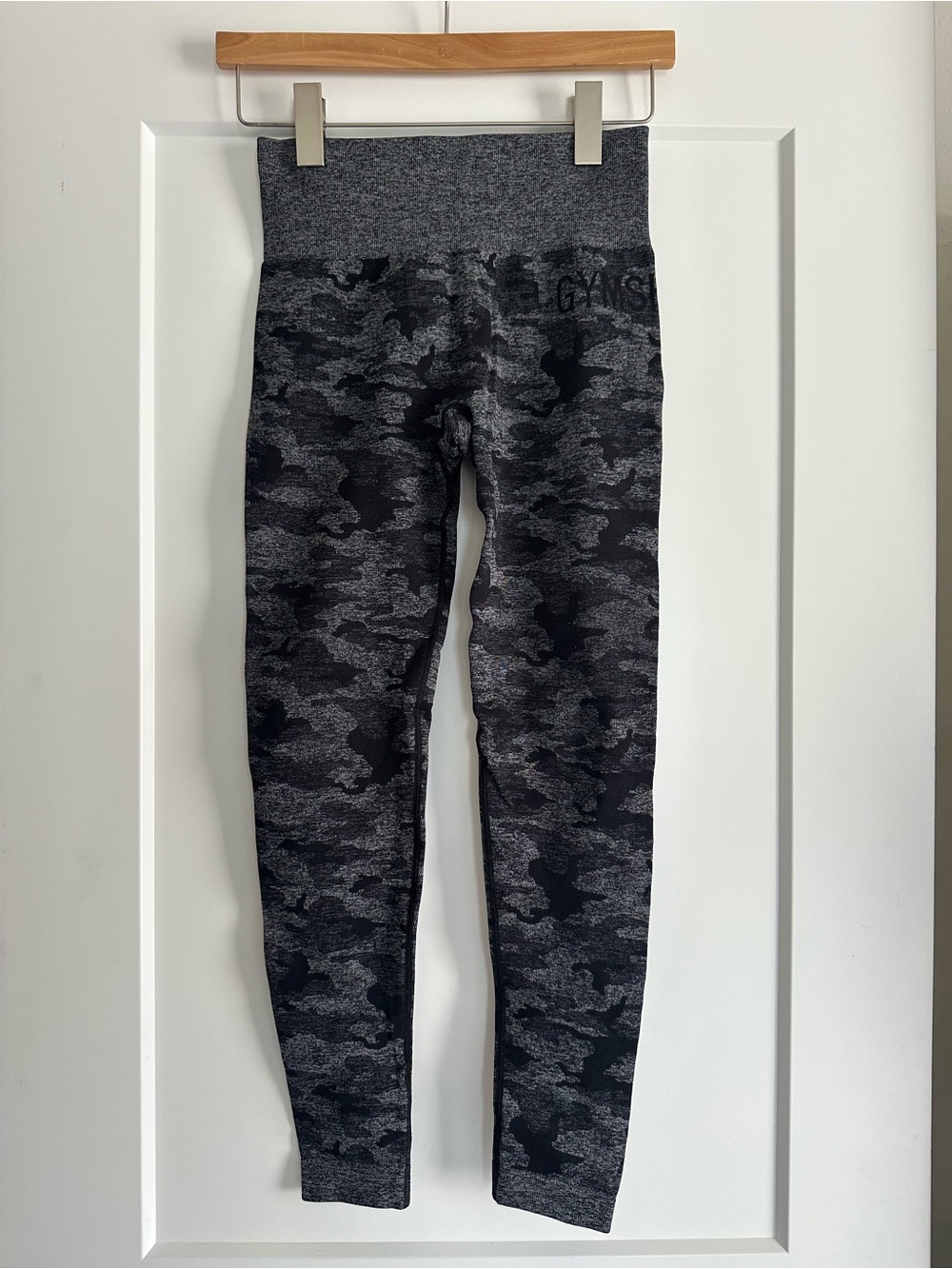 Gymshark Adapt Black Camo Seamless Leggings